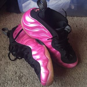 Pink Nike Foam Posits
